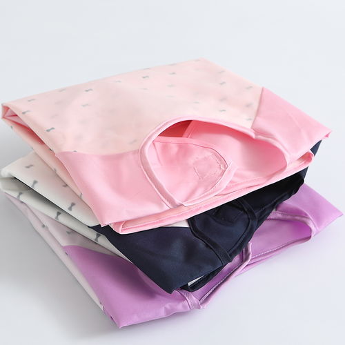 秋冬呵护，守护童趣 儿童防水罩衣与宝宝围兜选购指南